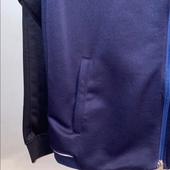 EUC Paris Saint-Germain warm up fan jacket - Picture 8 of 9